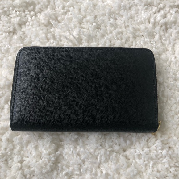 Tory Burch Wallet - Picture 3 of 4